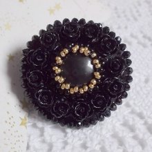 Cleopatra ring embroidered with black onyx, black resin roses and seed beads